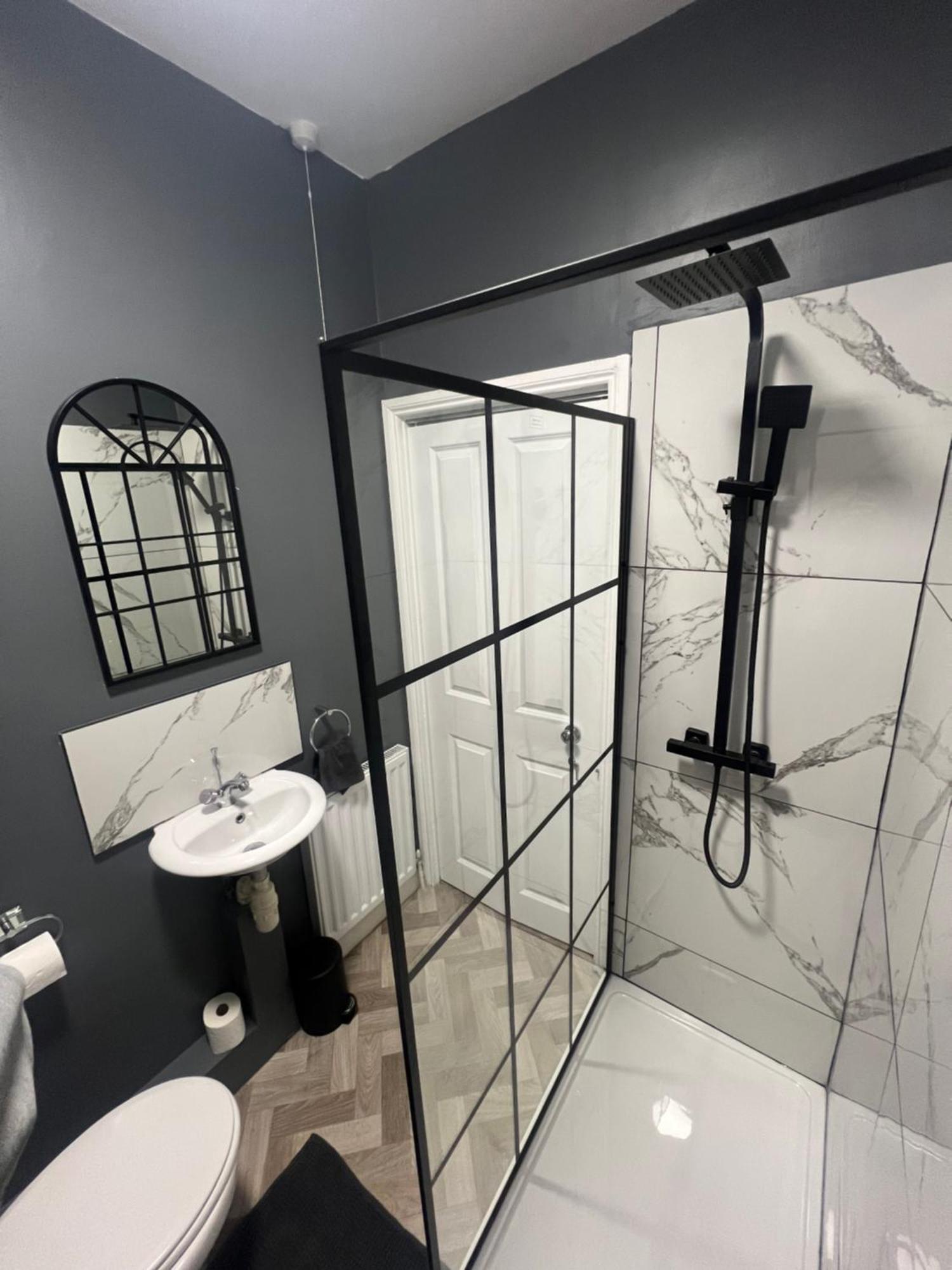 Cosy Home Perfect For Families And Contractors With Free Parking Darlington  Luaran gambar